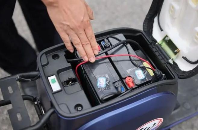 换电瓶的车_电瓶电池换车能用吗_换电瓶车电池